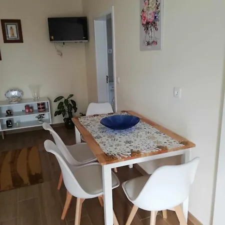 펜션 Grannys House 앙그라두에루이스무