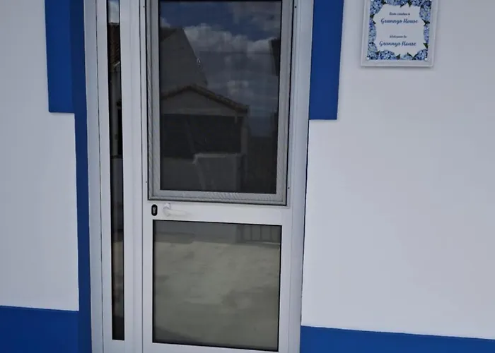 Grannys House Nyaraló *