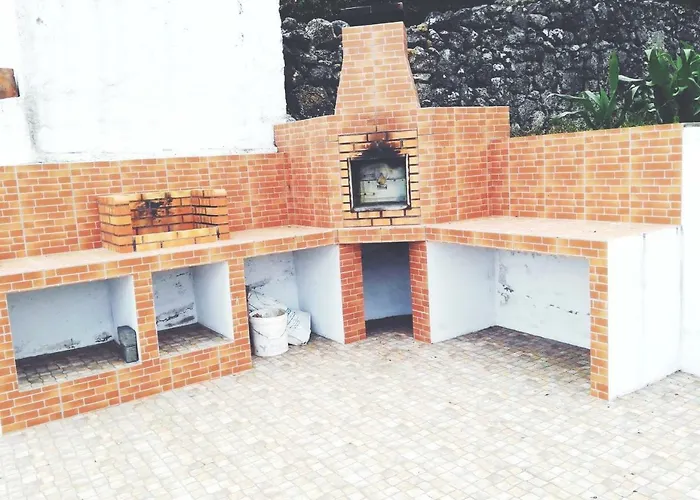 Nyaraló Grannys House Angra do Heroísmo